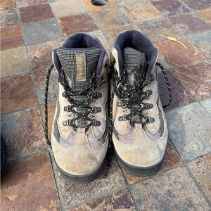 Columbia Hiking Boots Size 5 Women’s